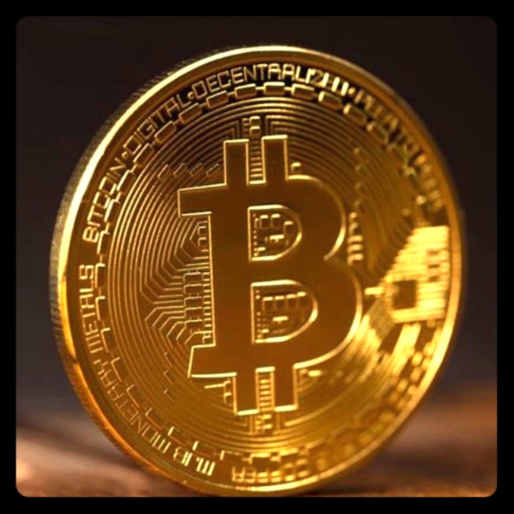 Physical BITCOIN! Gold BTC Collector’s Item Crypto